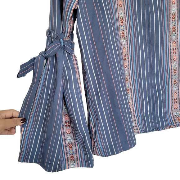 LC Lauren Conrad Indigo Sky Striped Printed Bell Long Sleeve Blouse Women Sz M - Picture 5 of 7